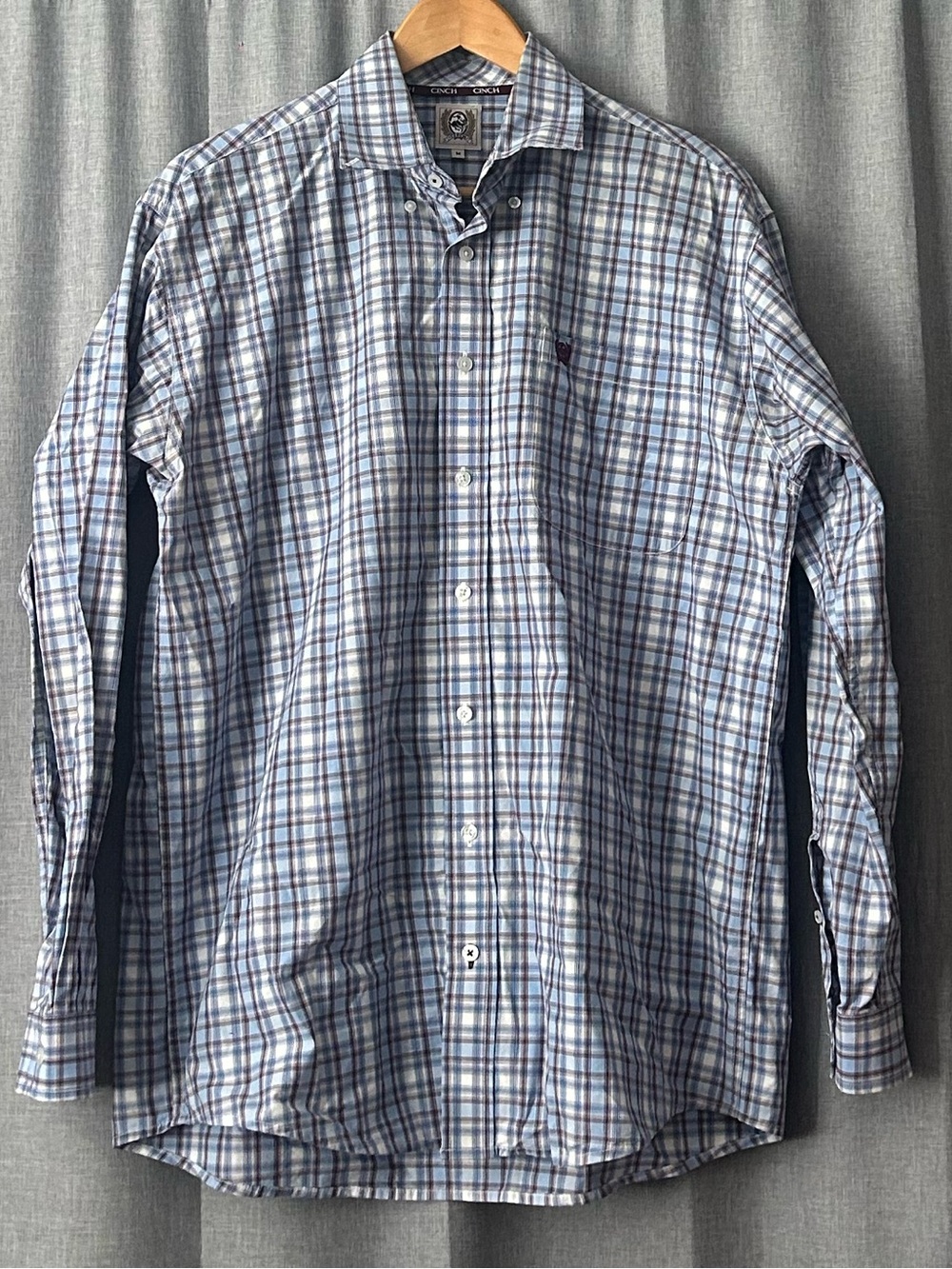Cinch Men's Blue and White Plaid Button-Down Shirt